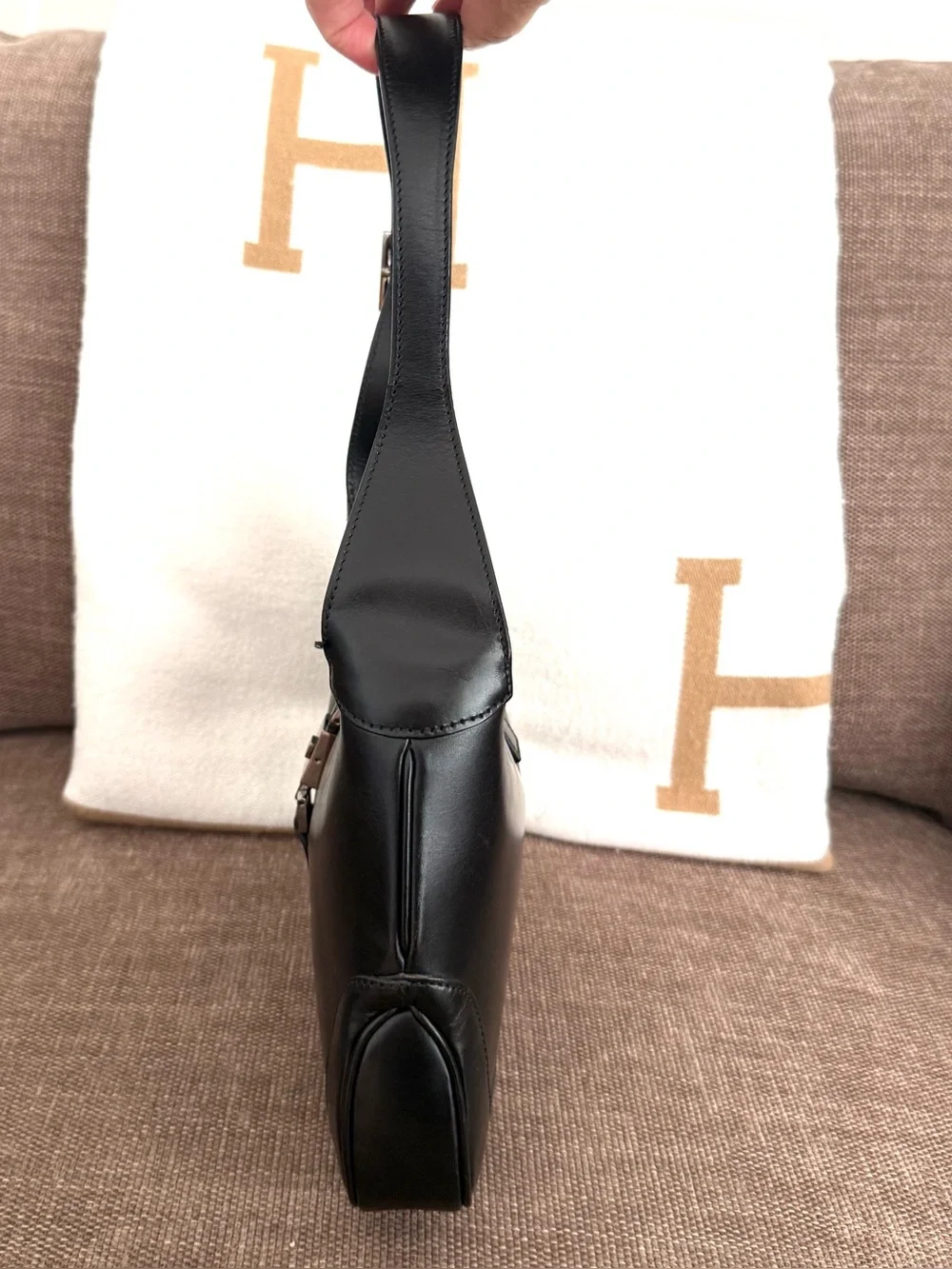 Gucci authentic jackie